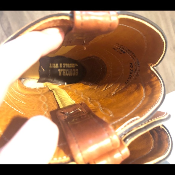 Double-H Pointed Toe Western Boots - Picture 3 of 5